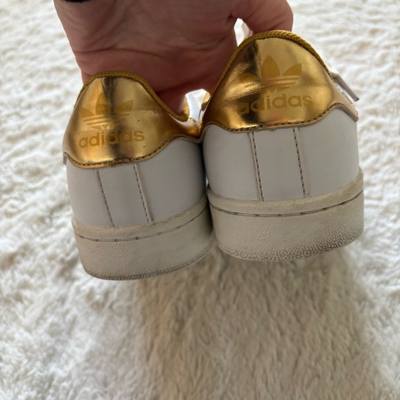Adidas Superstar Gold Stripe Sneakers - Picture 4 of 13